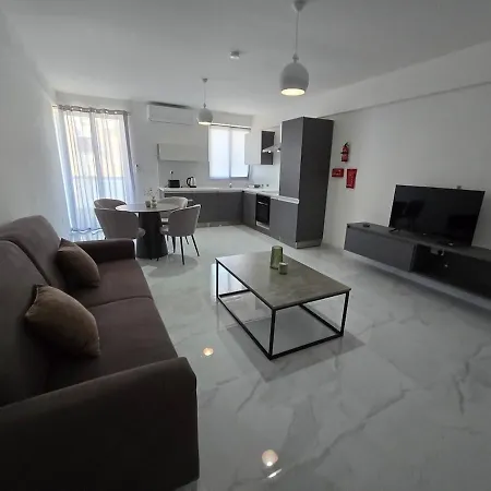 Saphire No 14 セント・ポールズ・ベイ